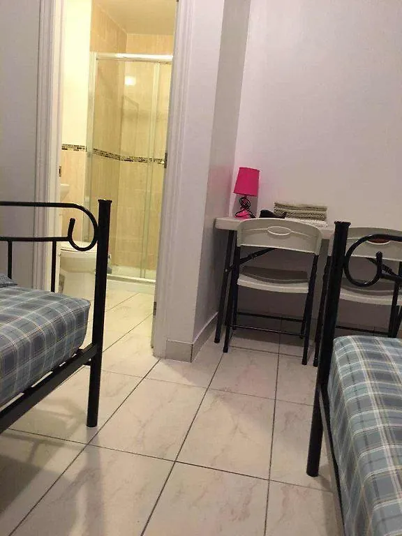 Penzion University Apartment Toronto