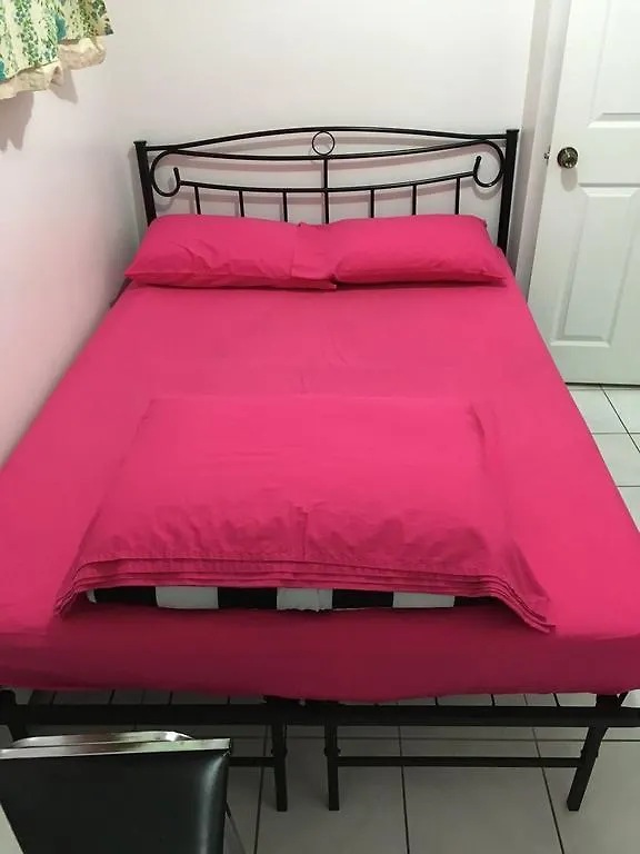 University Apartment Toronto 2*,  Kanada