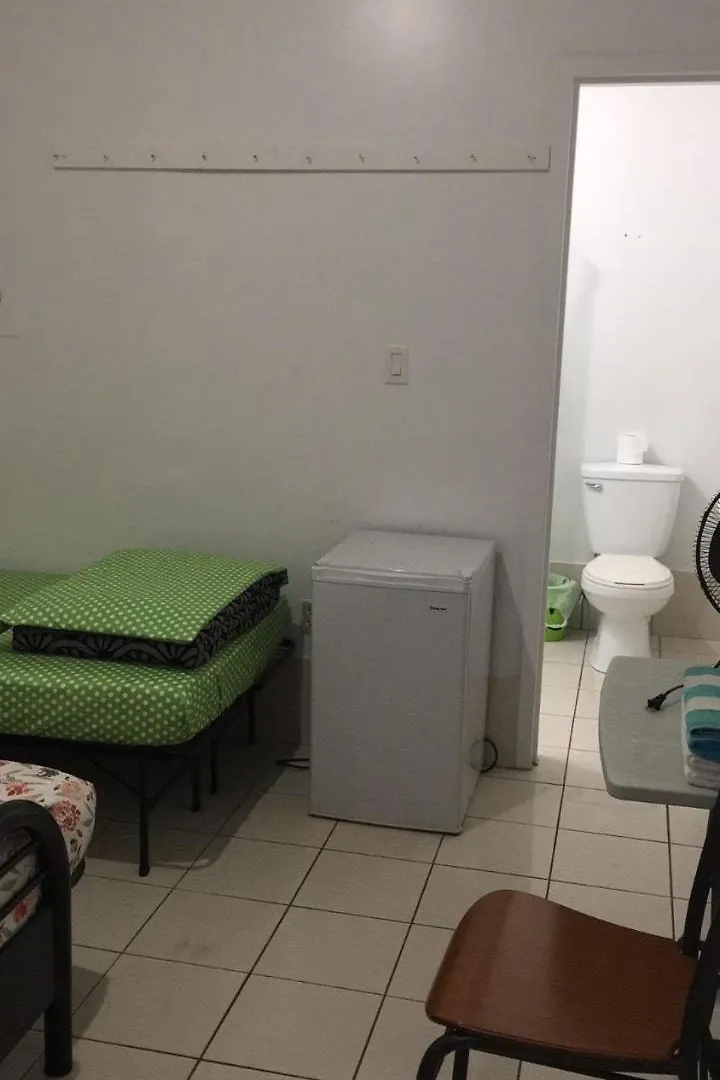 University Apartment Toronto Penzion